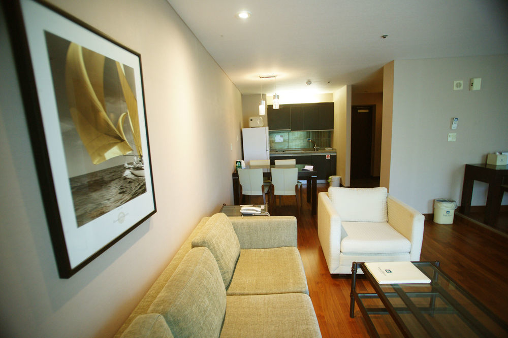 Lake Hills Jeju Resort Seogwipo Eksteriør billede